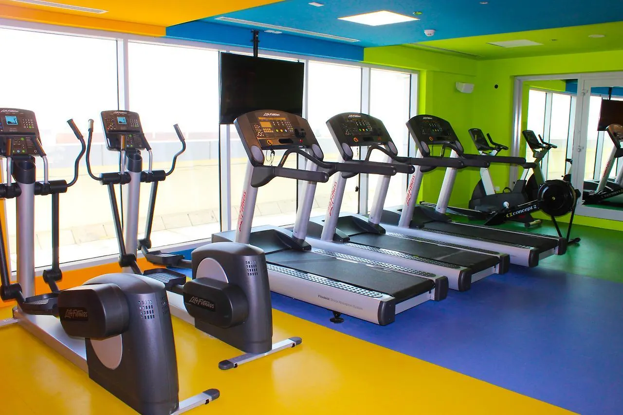 Park Inn By Radisson Dubai Motor City 4*,