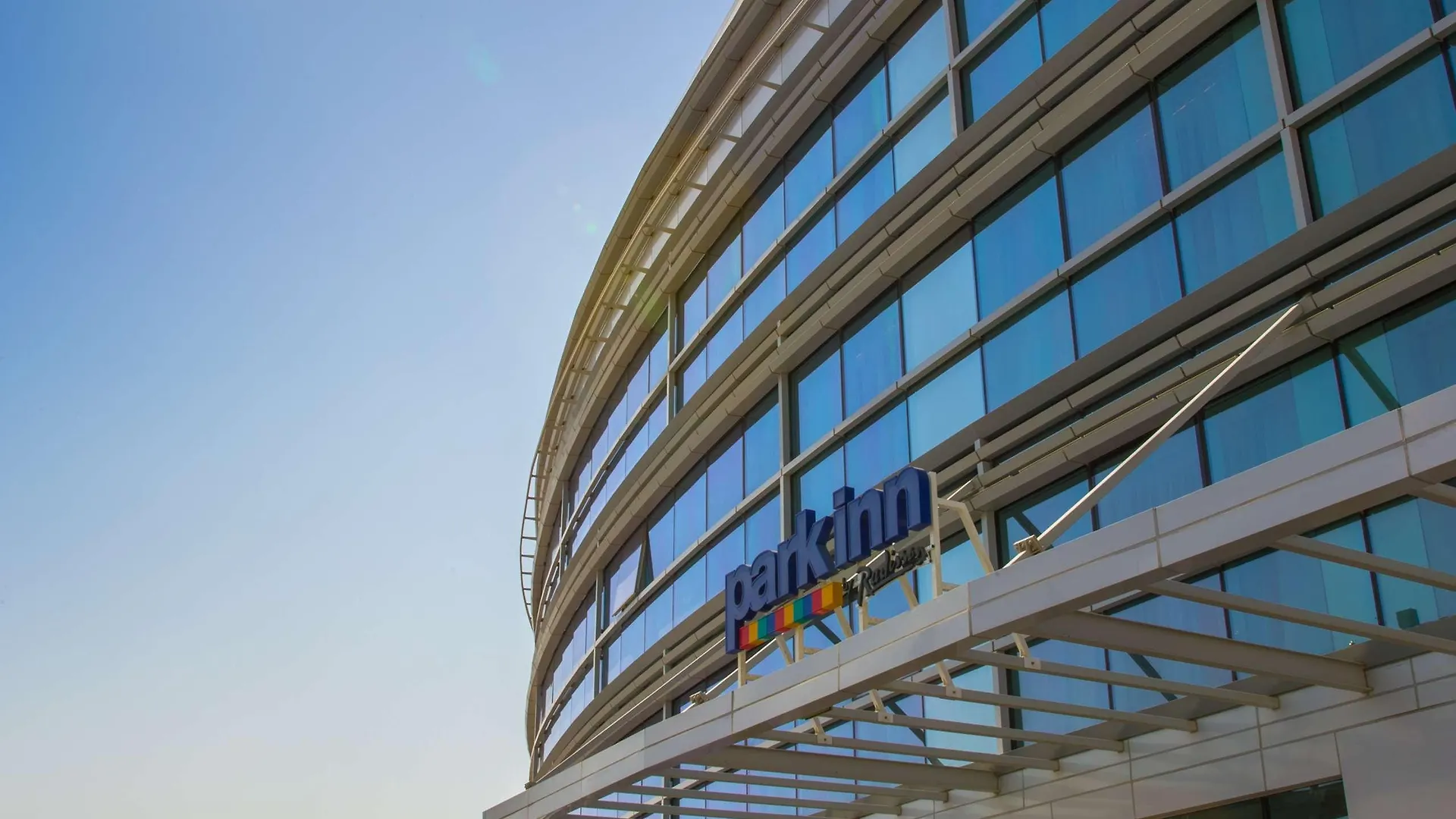 Park Inn By Radisson Dubai Motor City Vereinigte Arabische Emirate